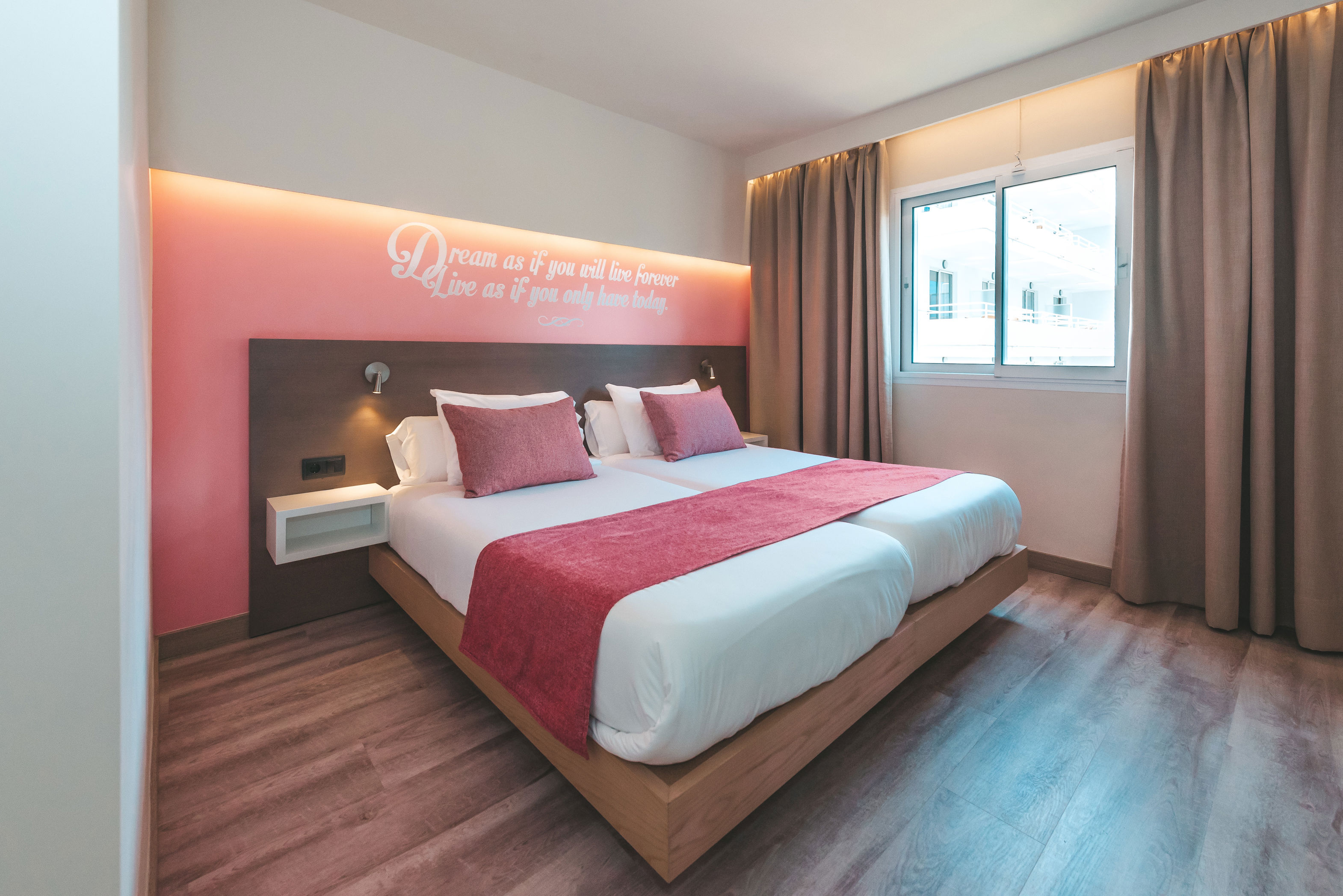 Marins Playa Aparthotel