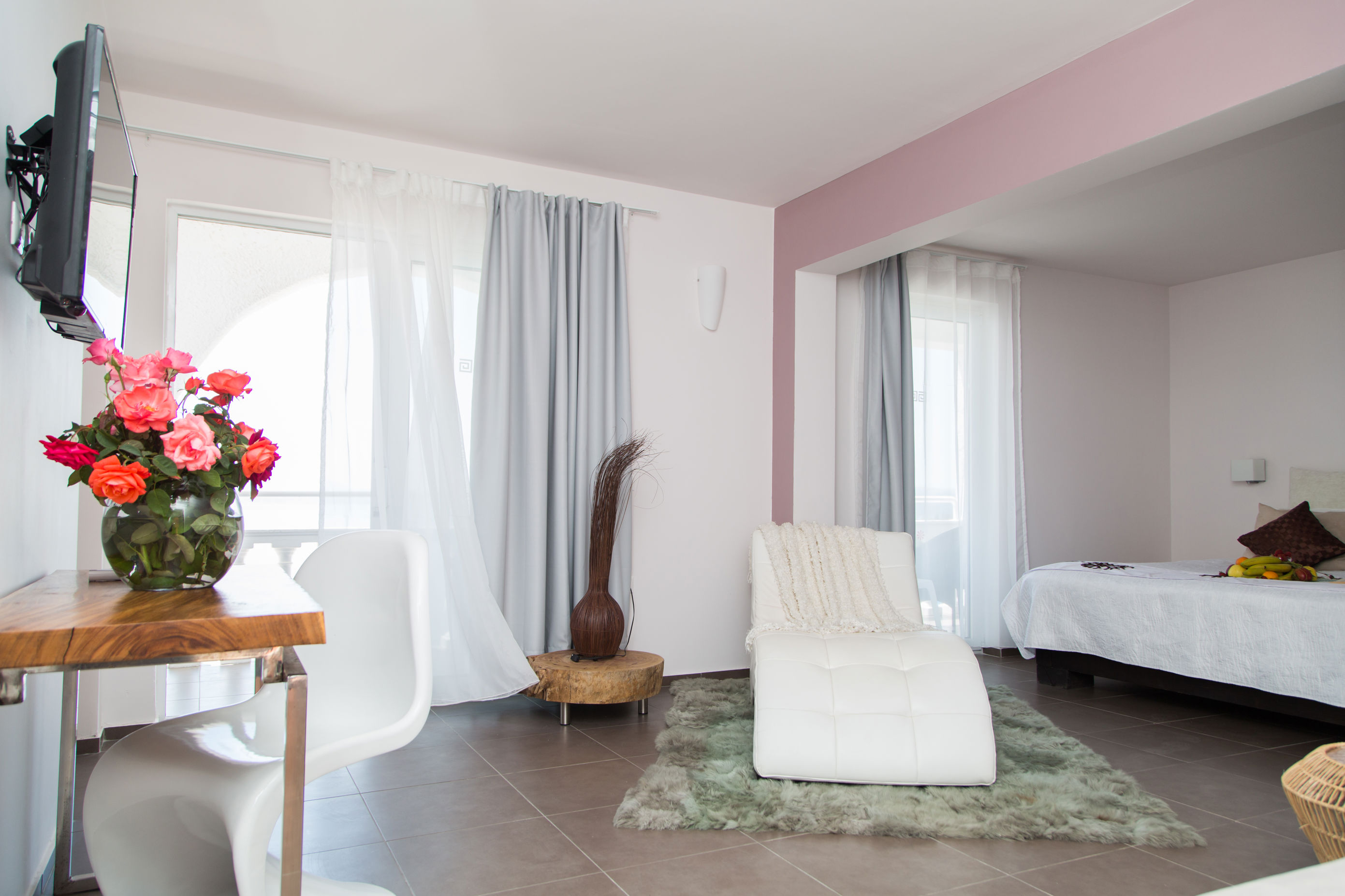 Pantokrator Hotel