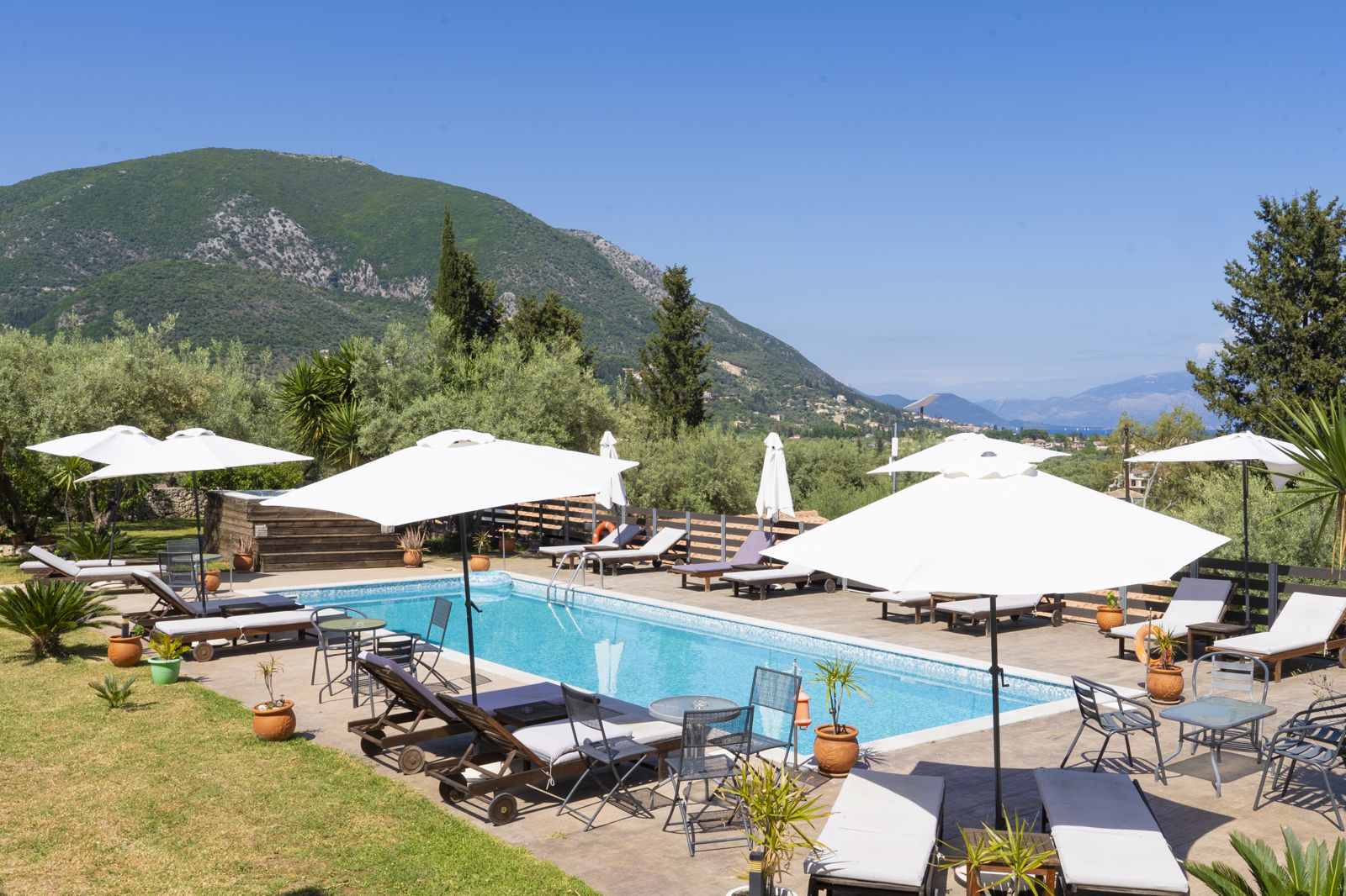 Golden Sun Villas