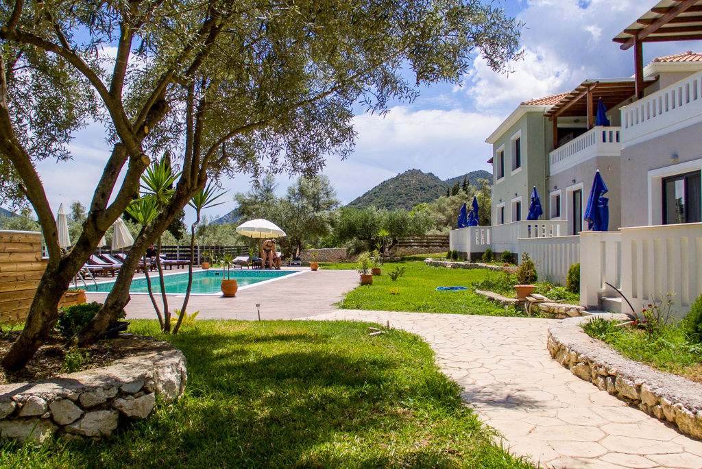 Golden Sun Villas