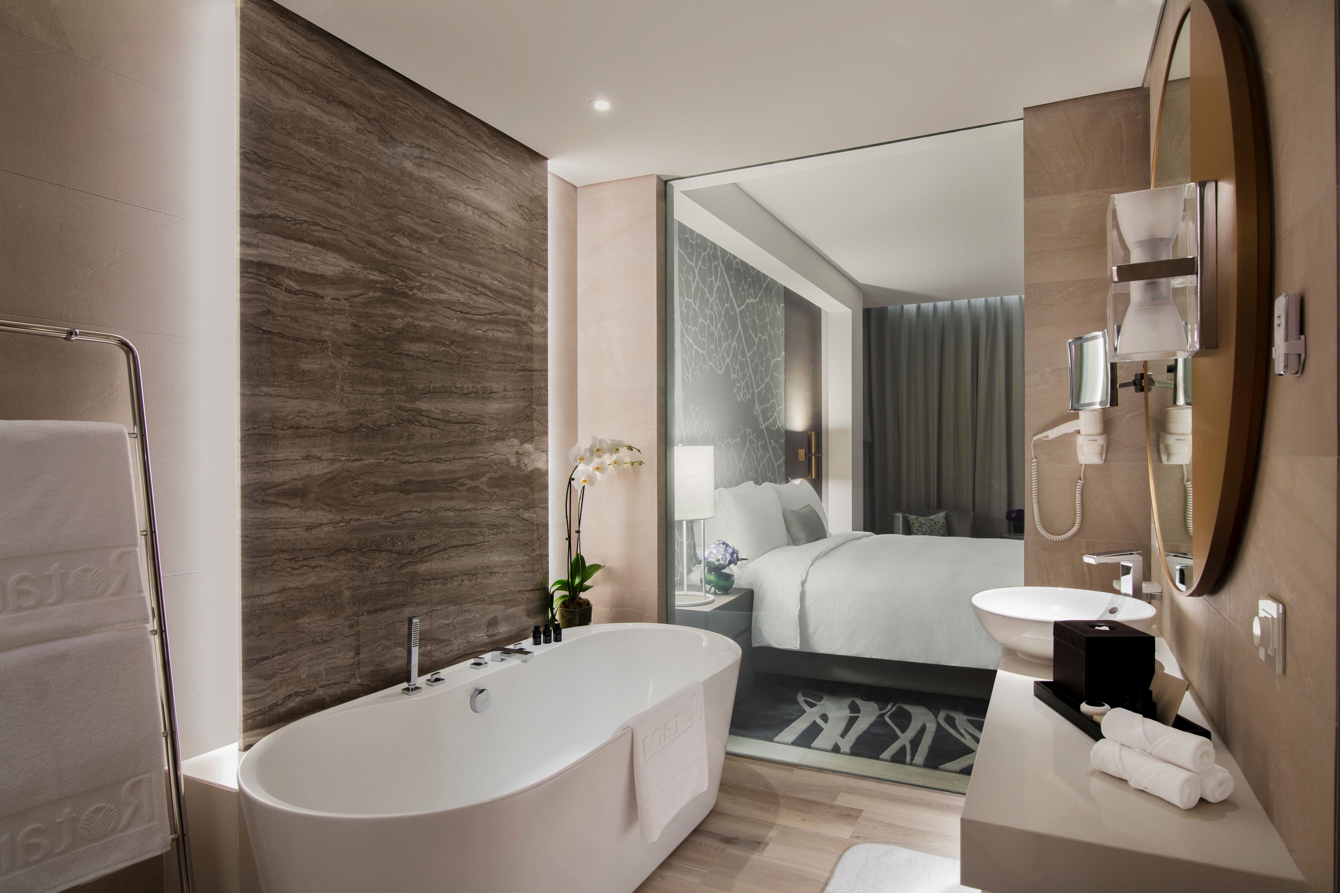 Al Bandar Rotana