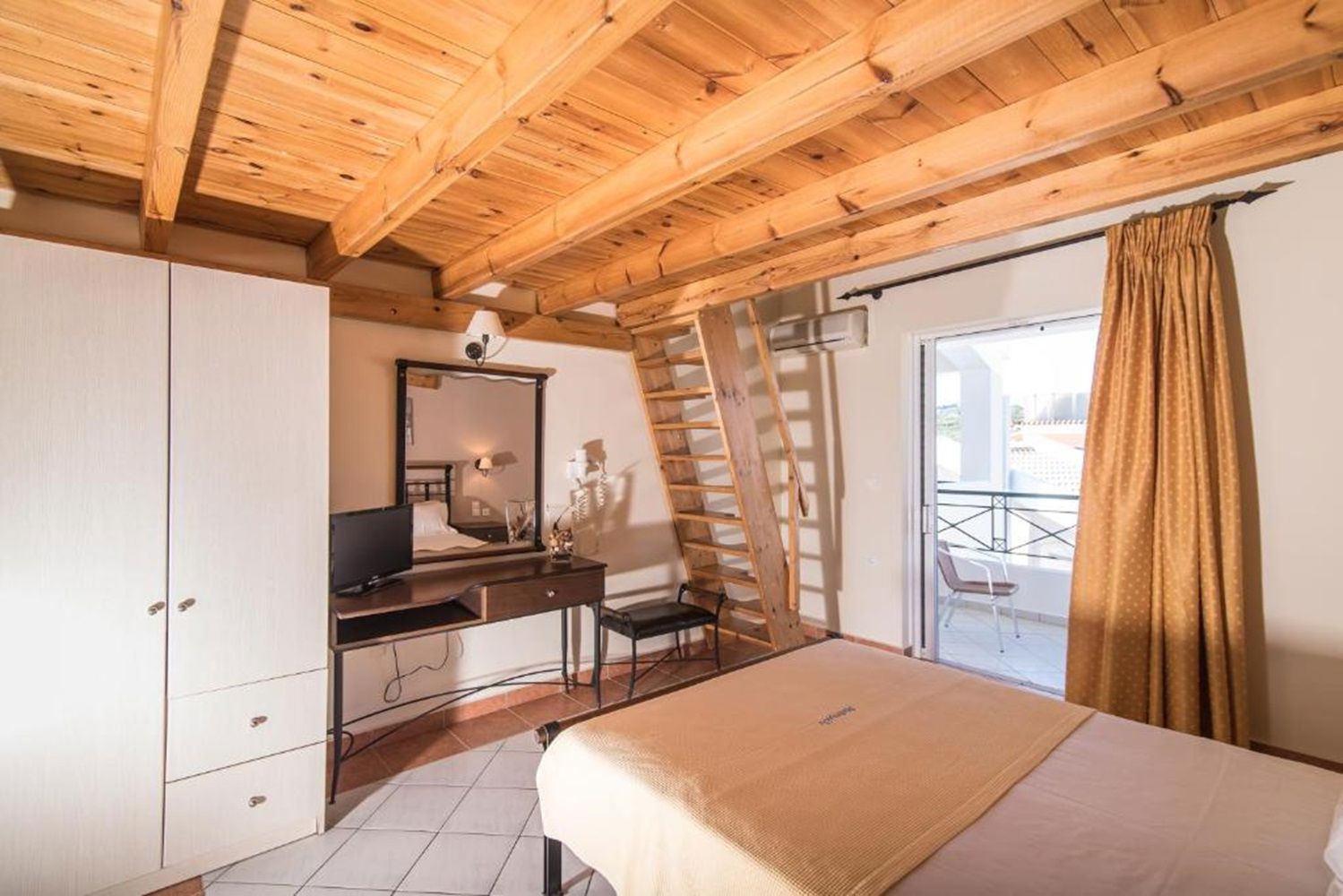 Maistrali Hotel & Appartementen