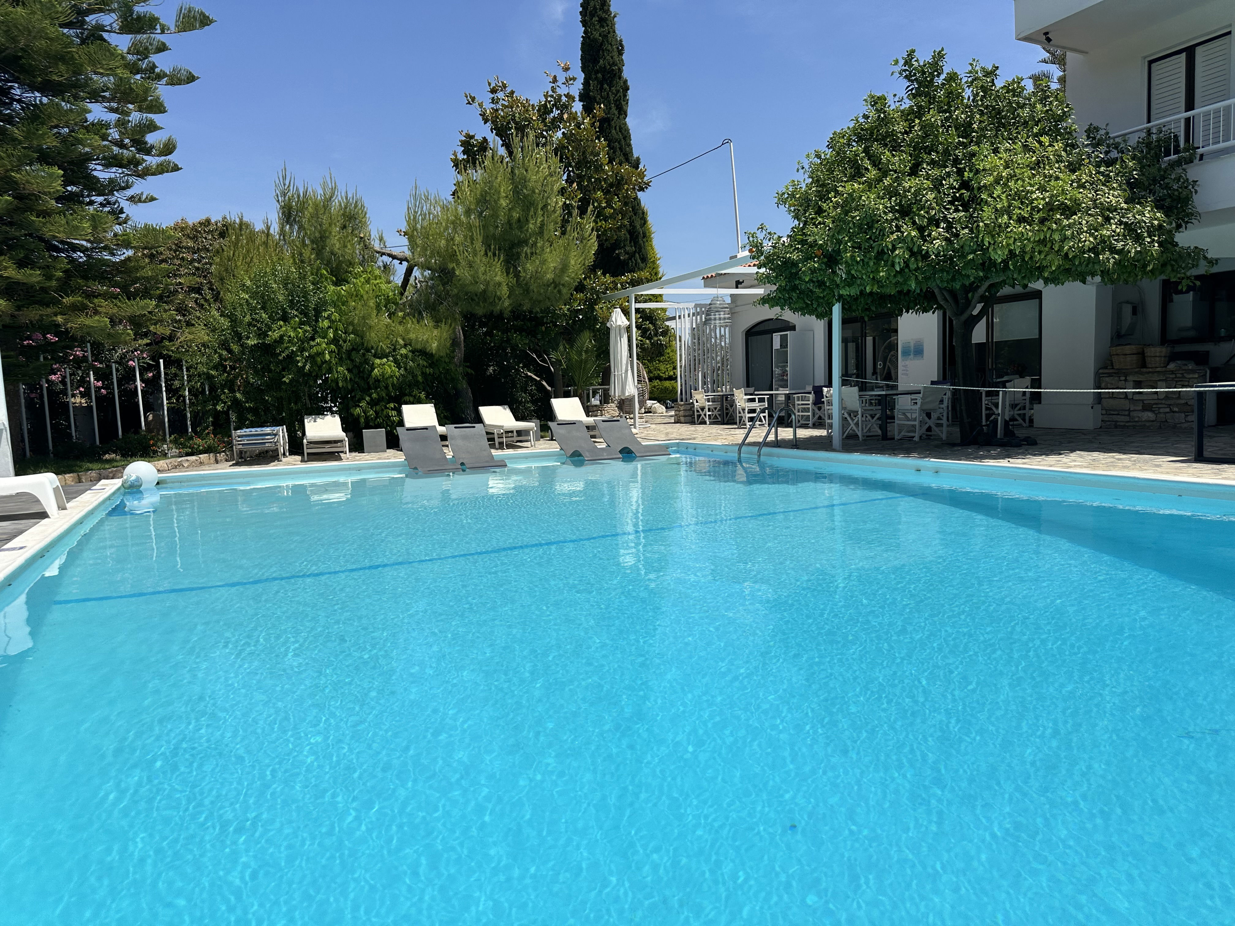 Apollon Hotel