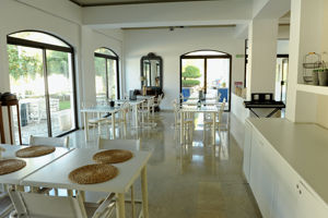 Apollon Hotel