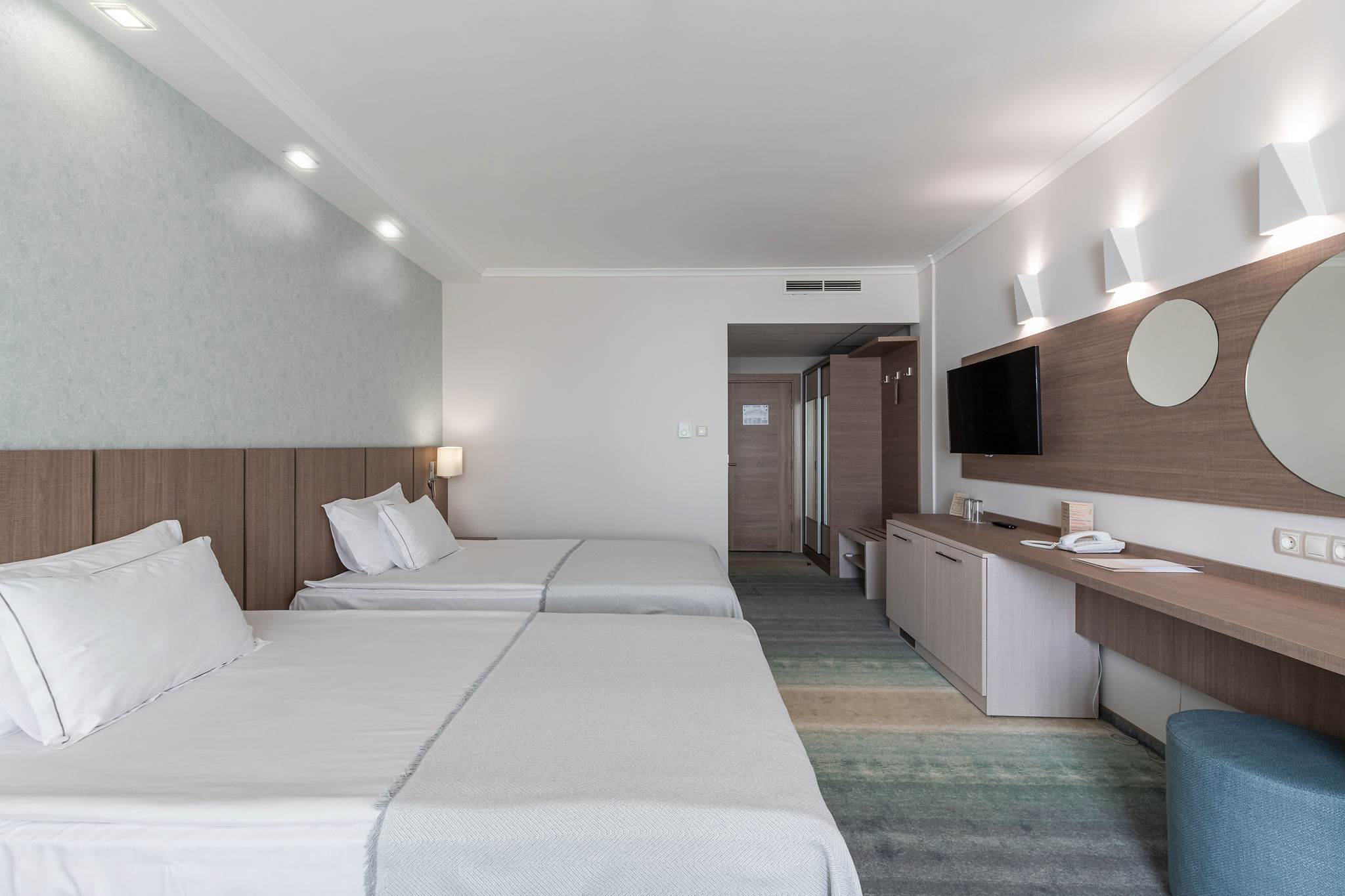 Sentido Neptun Beach