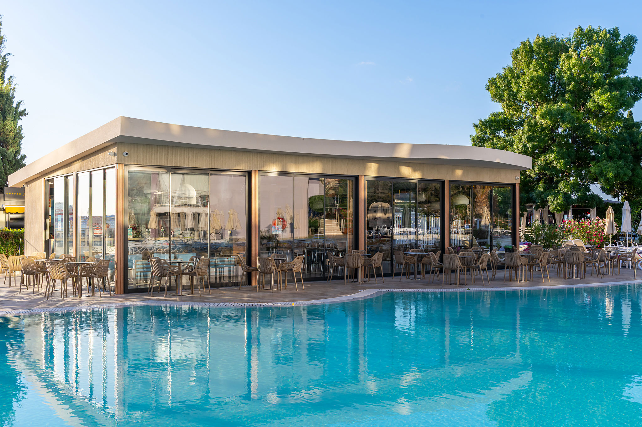 Sentido Neptun Beach