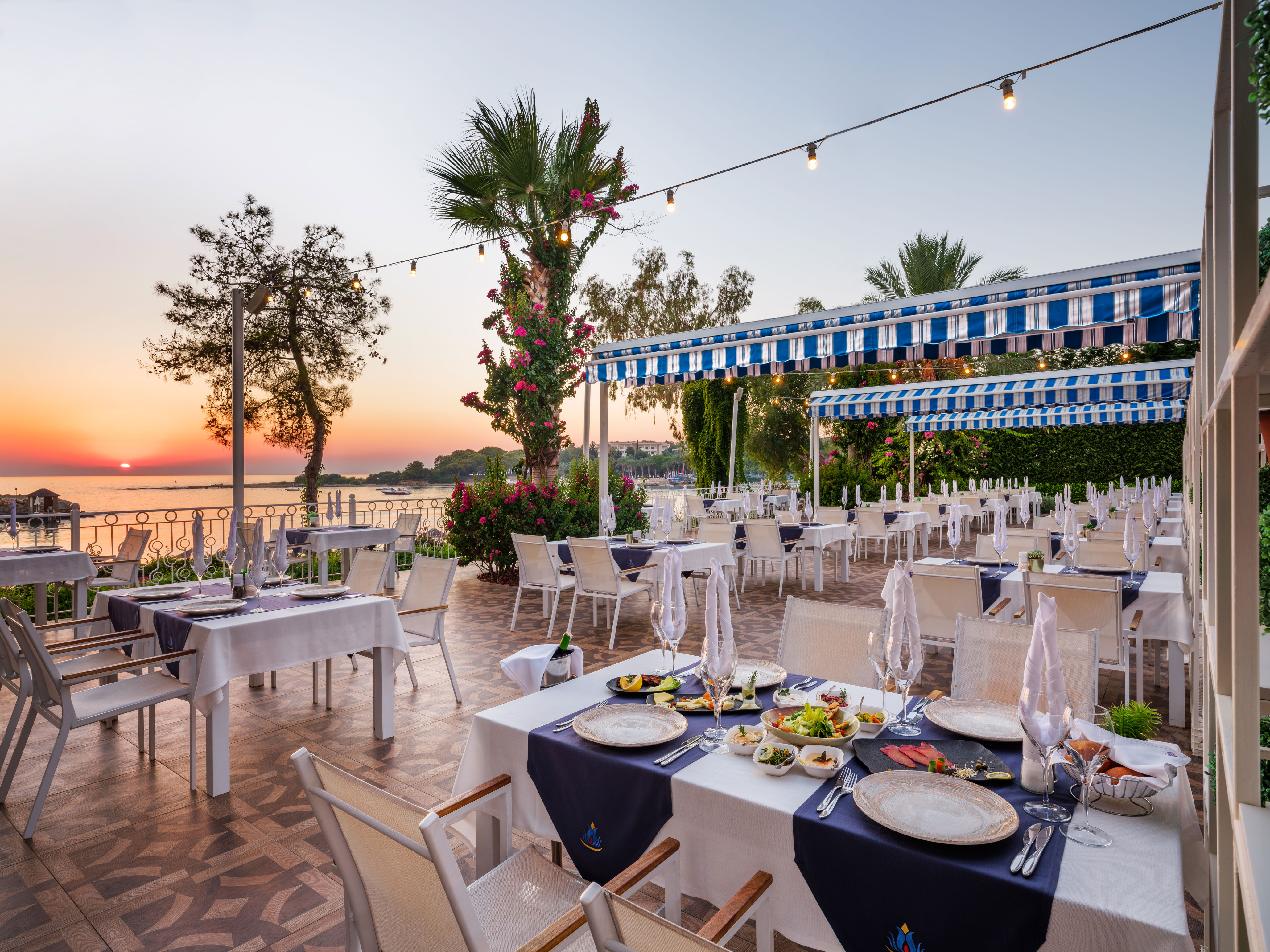 Rubi Platinum Spa Resort