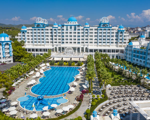 Rubi Platinum Spa Resort