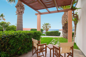 Woonvoorbeeld familie bungalow met tuinzicht of zeezicht