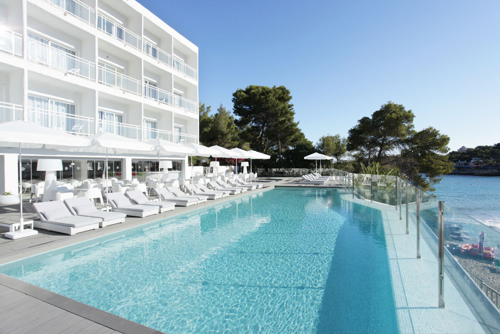 grupotel-ibiza-beach-resort