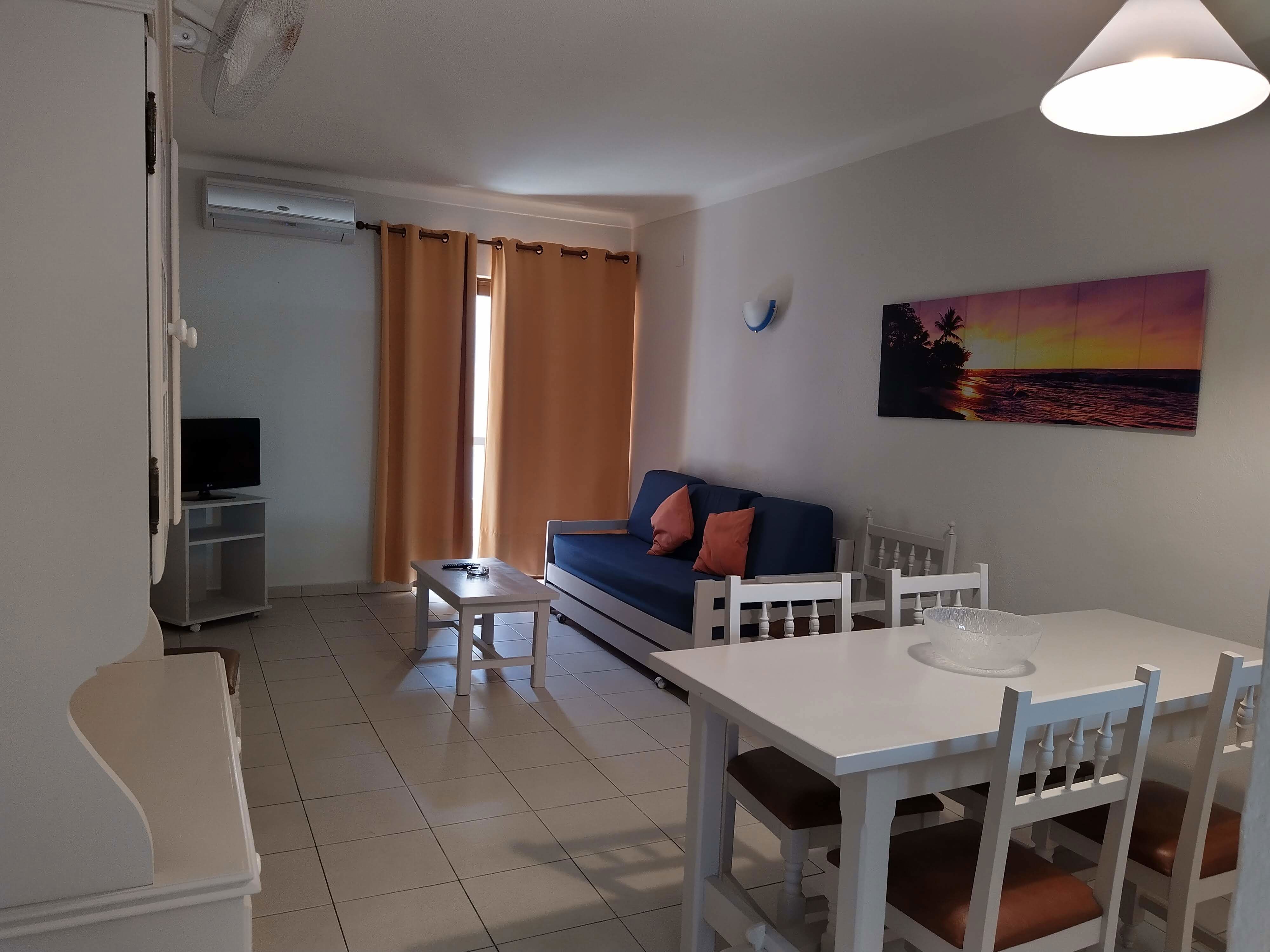 Elma Apartments