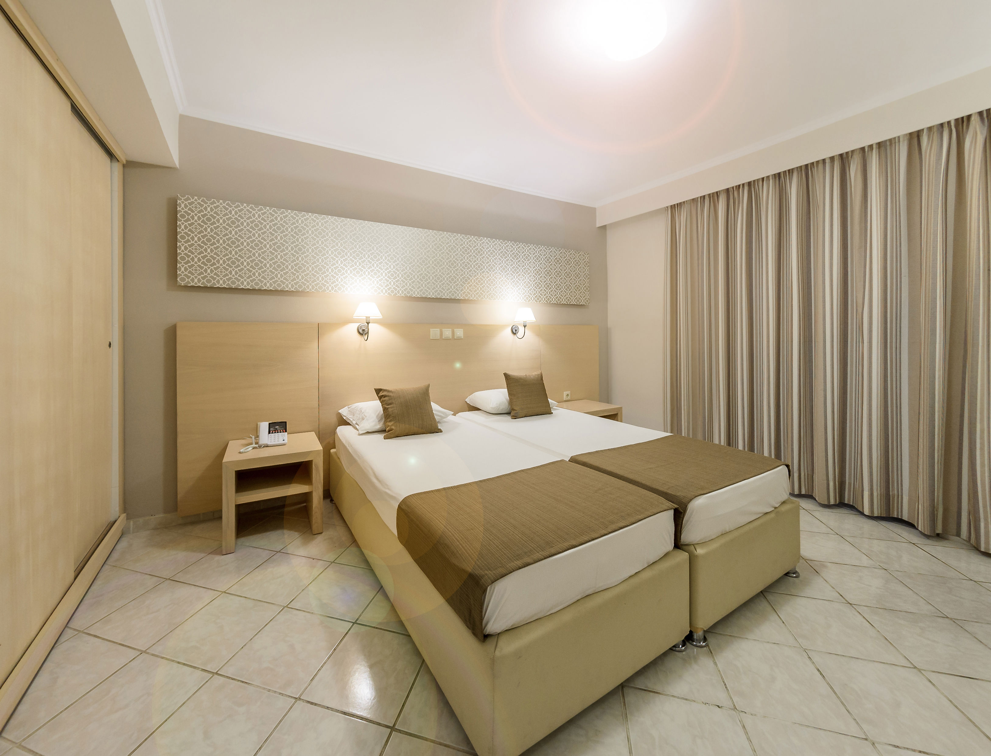 Karras Hotel