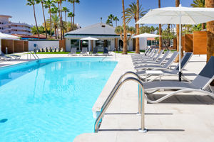 Sanom Beach Resort