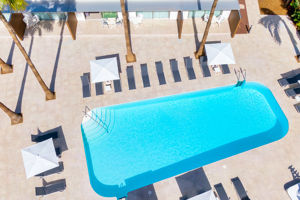 Sanom Beach Resort
