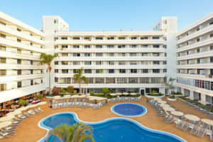 Coral Suites & Spa