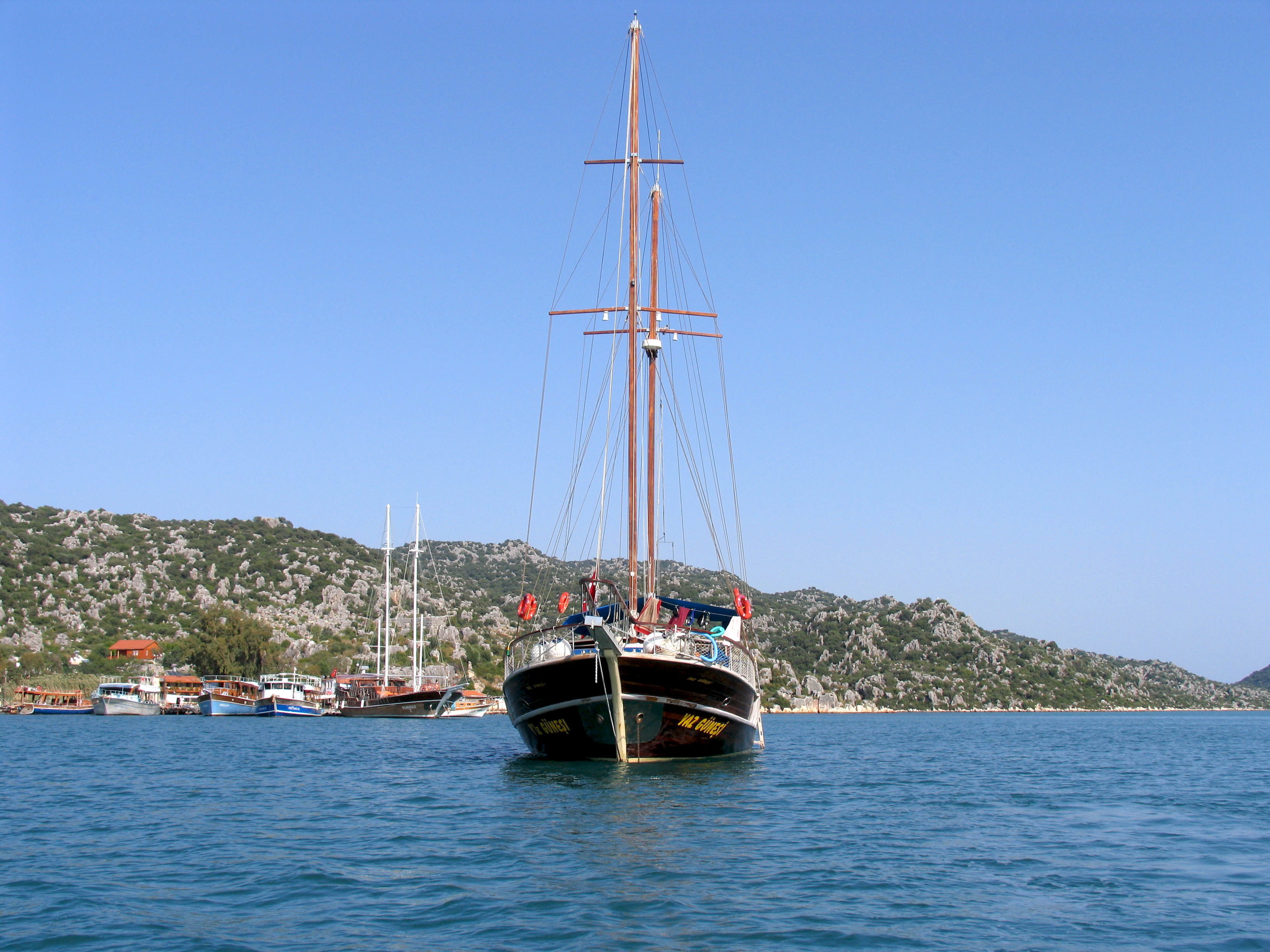 Blue Cruise & Akra Hotel