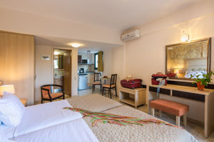 Pilot's Villas Luxury Suites