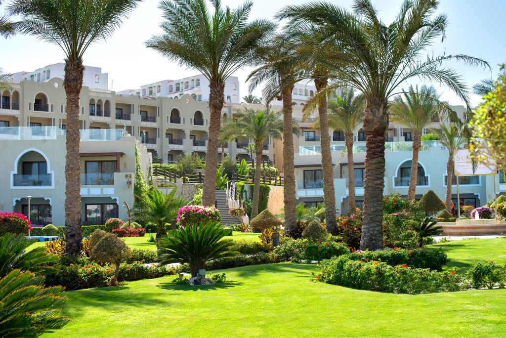 Sunrise Arabian Beach Resort Grand Select