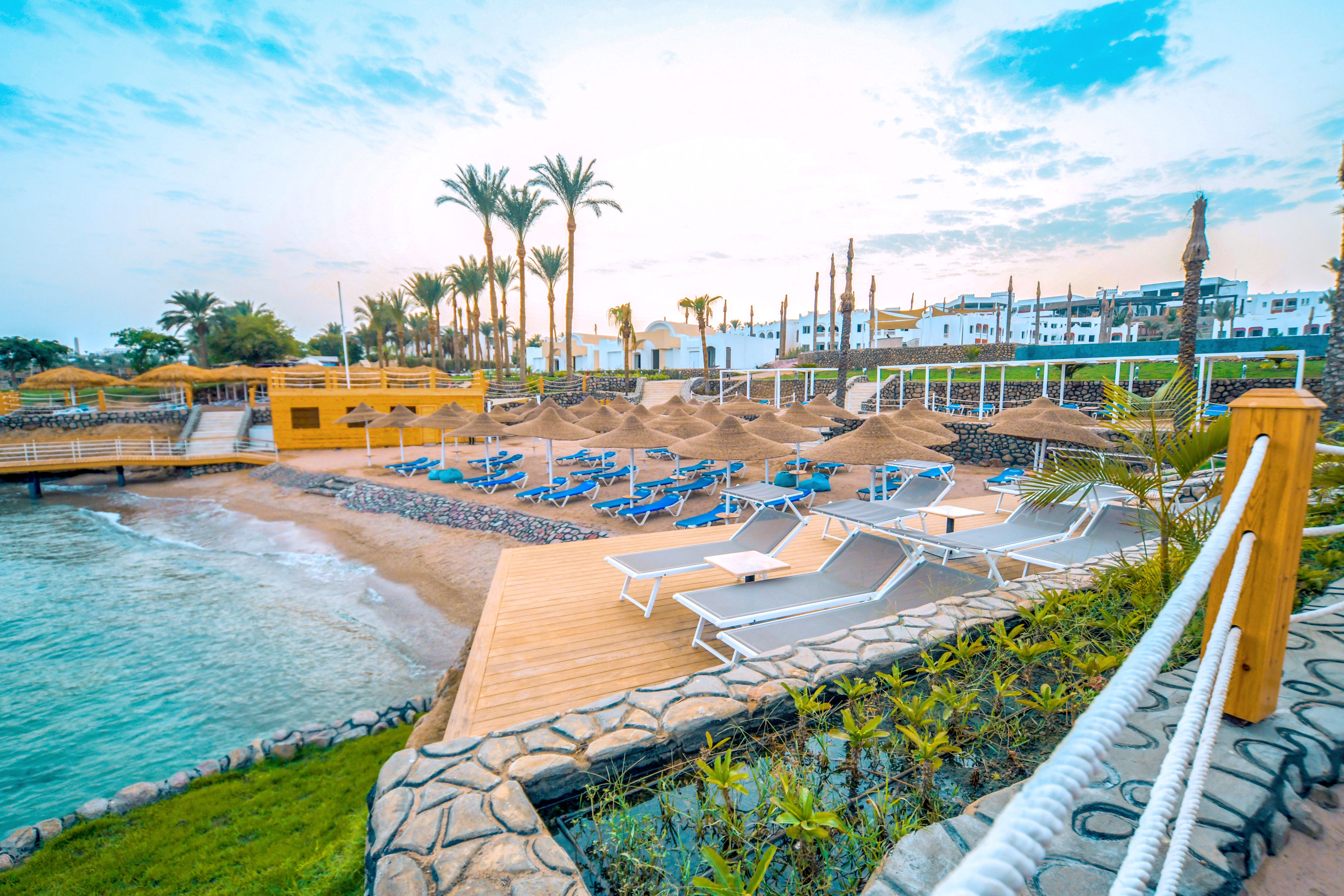 Sunrise Diamond Beach Resort Grand Select
