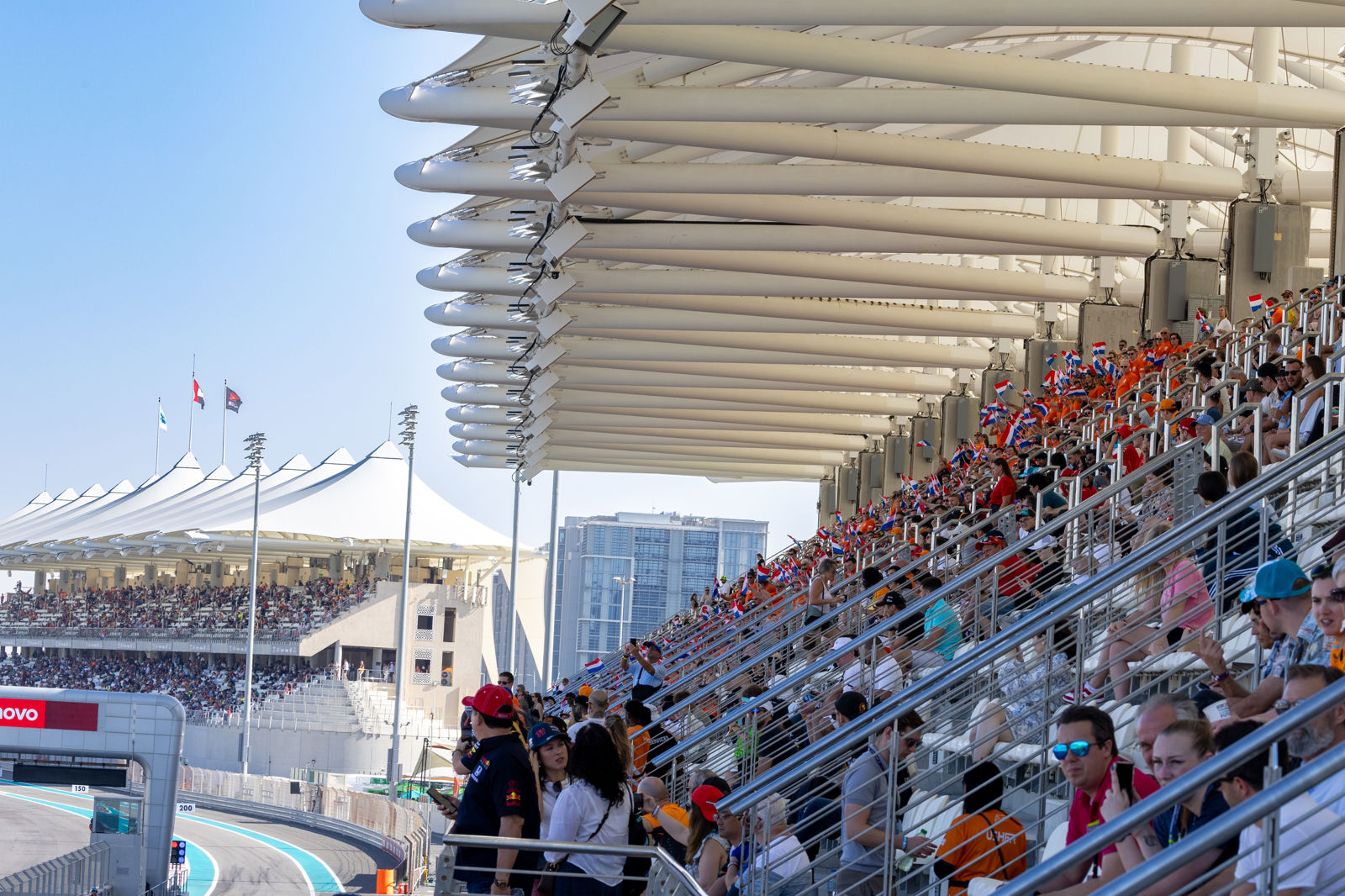 Formel 1 Grand Prix i Abu Dhabi med Emirates slide 2