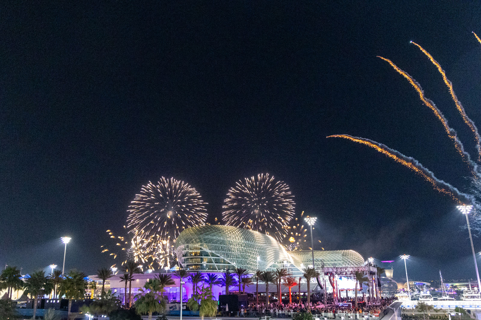 Formel 1 Grand Prix i Abu Dhabi med Emirates slide 4