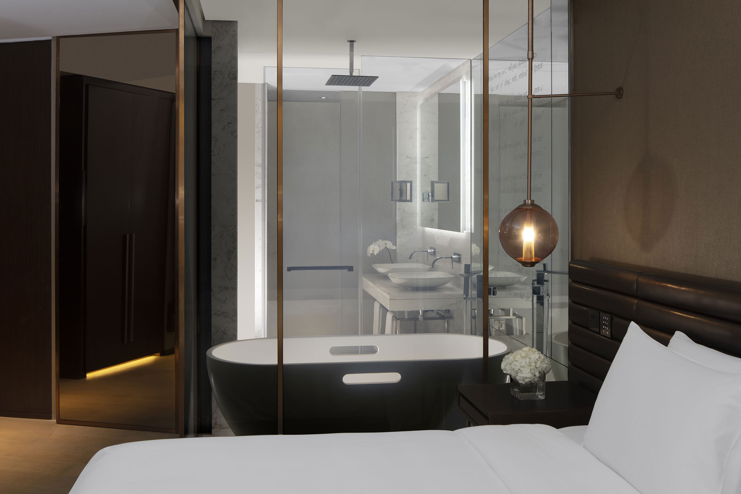 Paramount Hotel