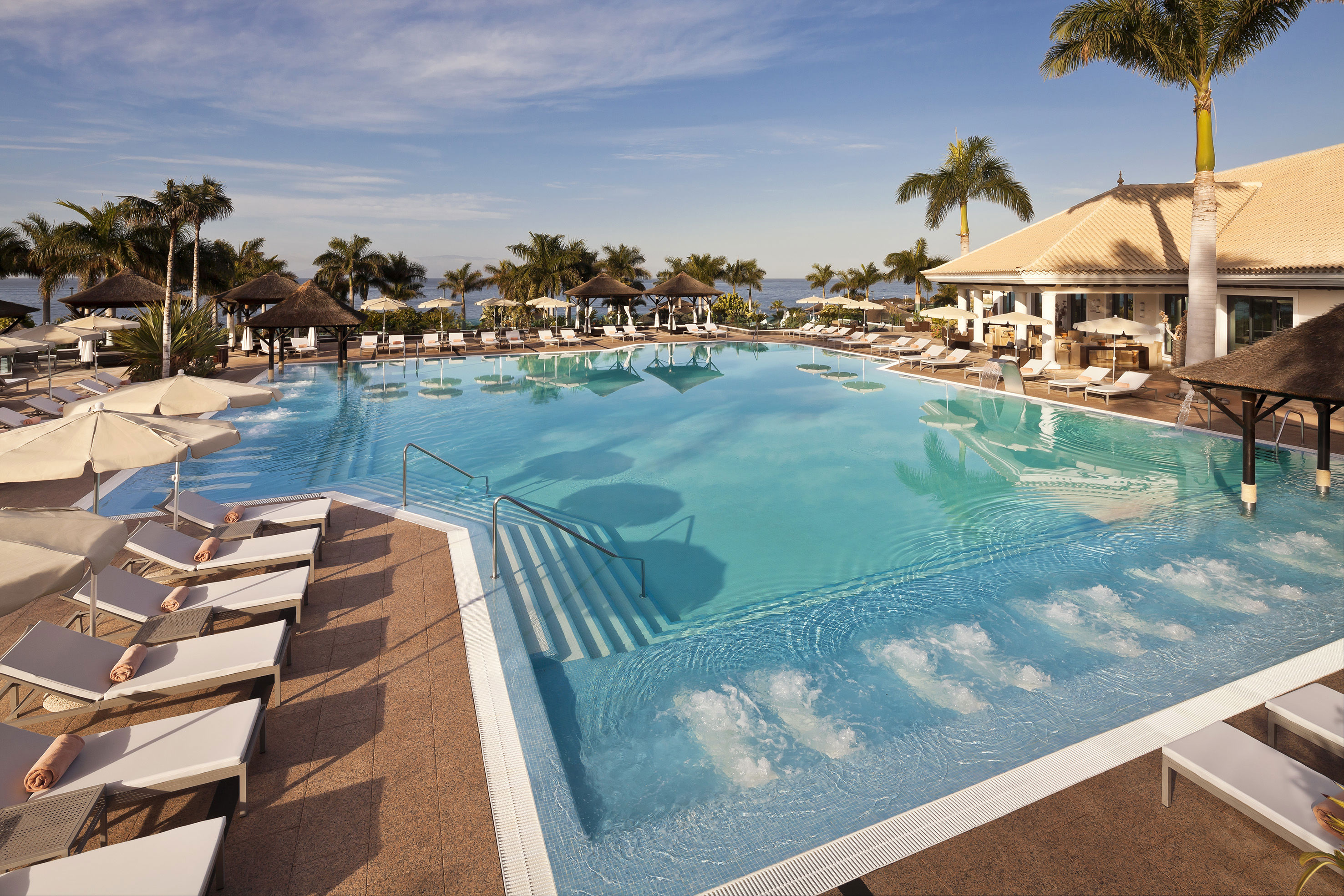 Red level at Gran Melia Palacio de Isora