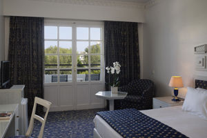 Mitsis Grand Hotel