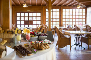 Zwembad restaurant