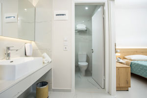 Woonvoorbeeld familie kamer stapelbedden