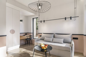 13 Keys Suites