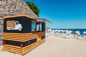 Strand bar