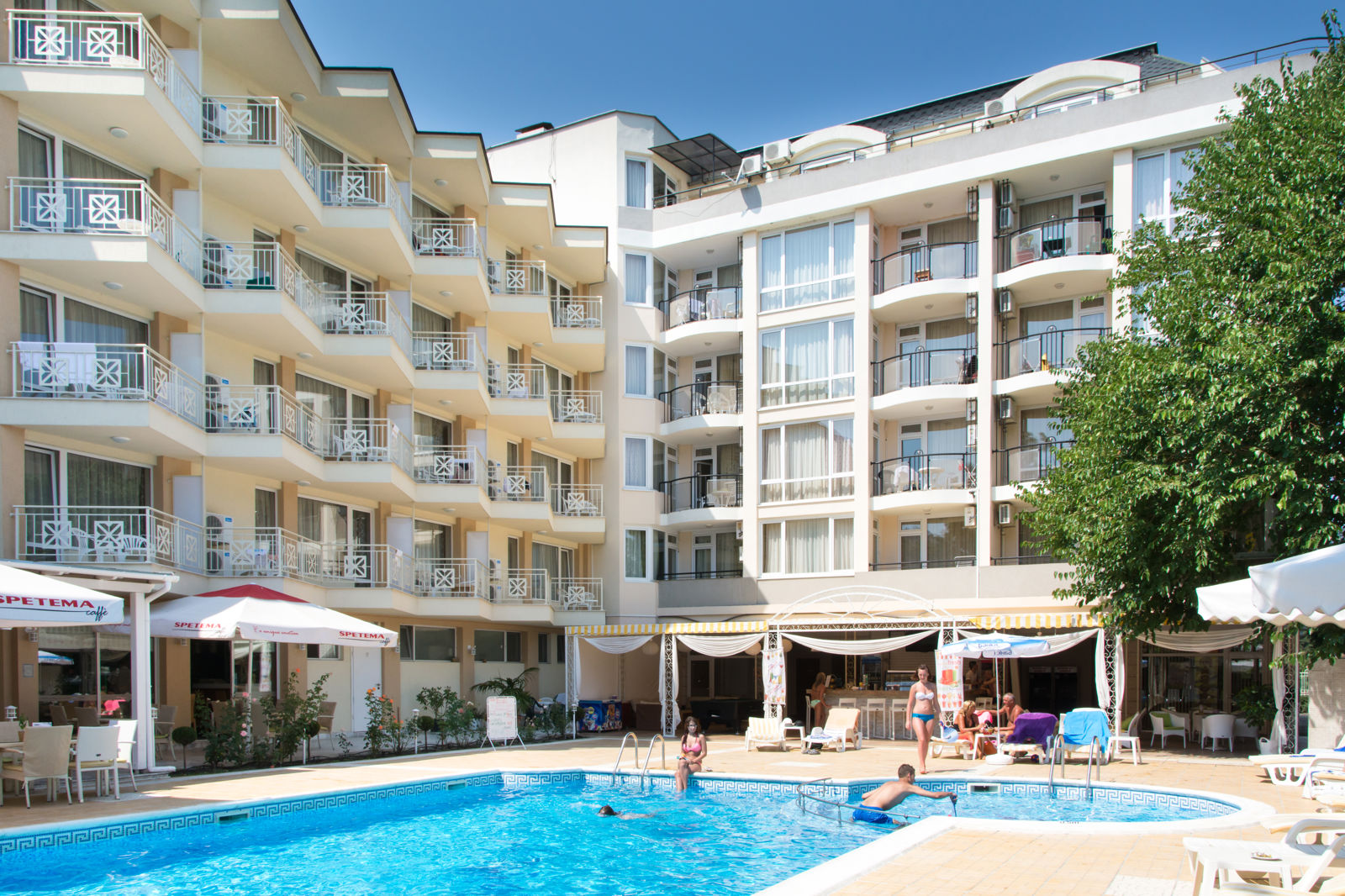 Karlovo Hotel