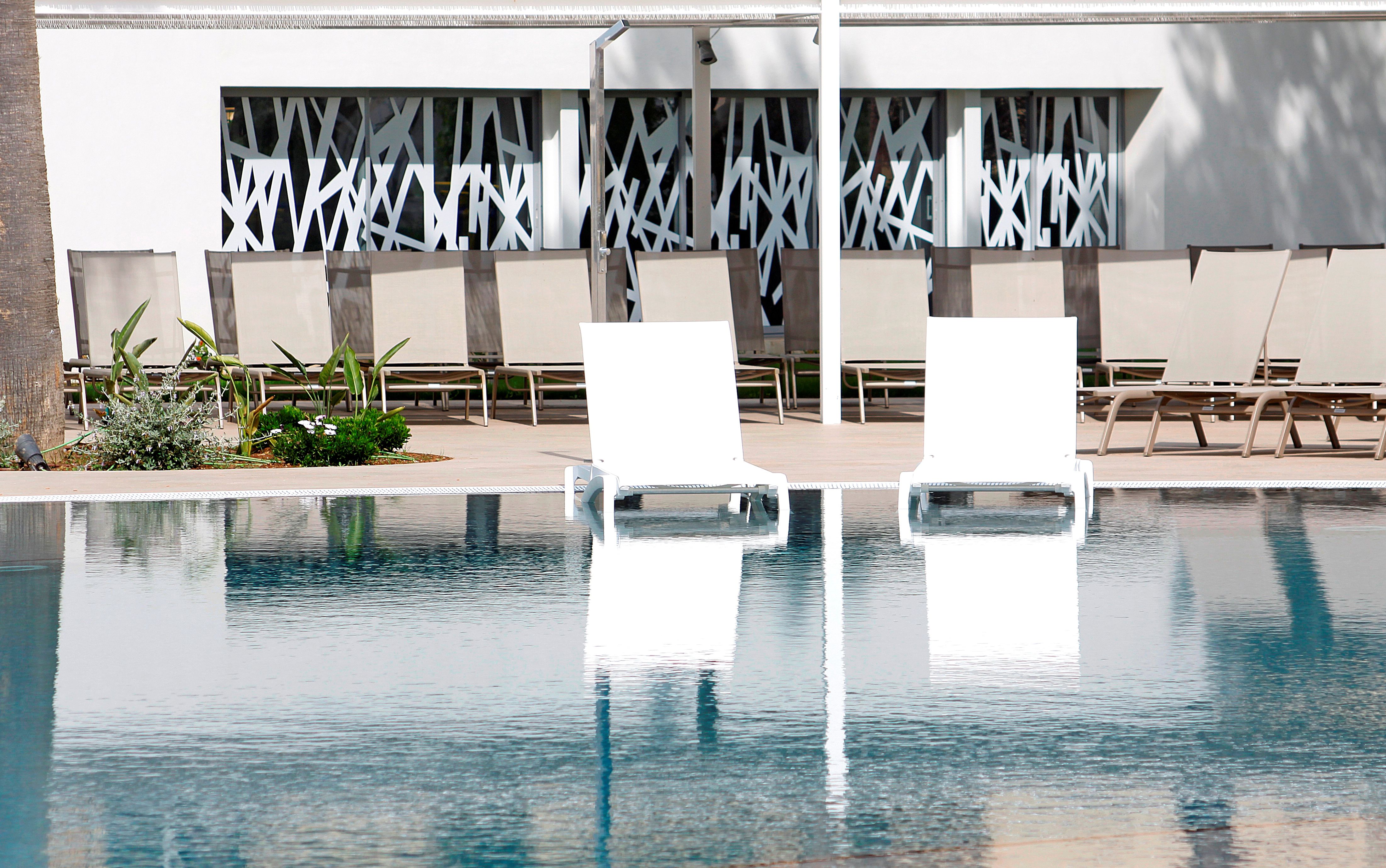 Tonga Tower Design Hotel