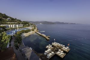 Blue Dreams Resort