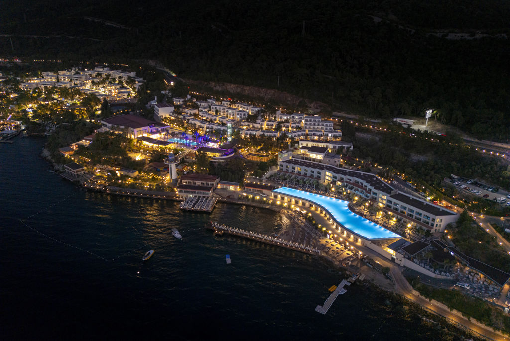 Blue Dreams Resort