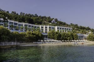 Blue Dreams Resort