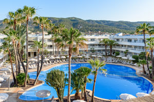 Fergus Club Palmanova Park