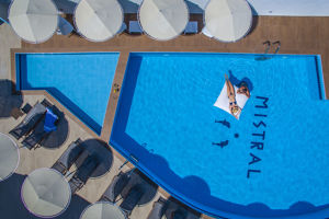 Mistral Mare Hotel