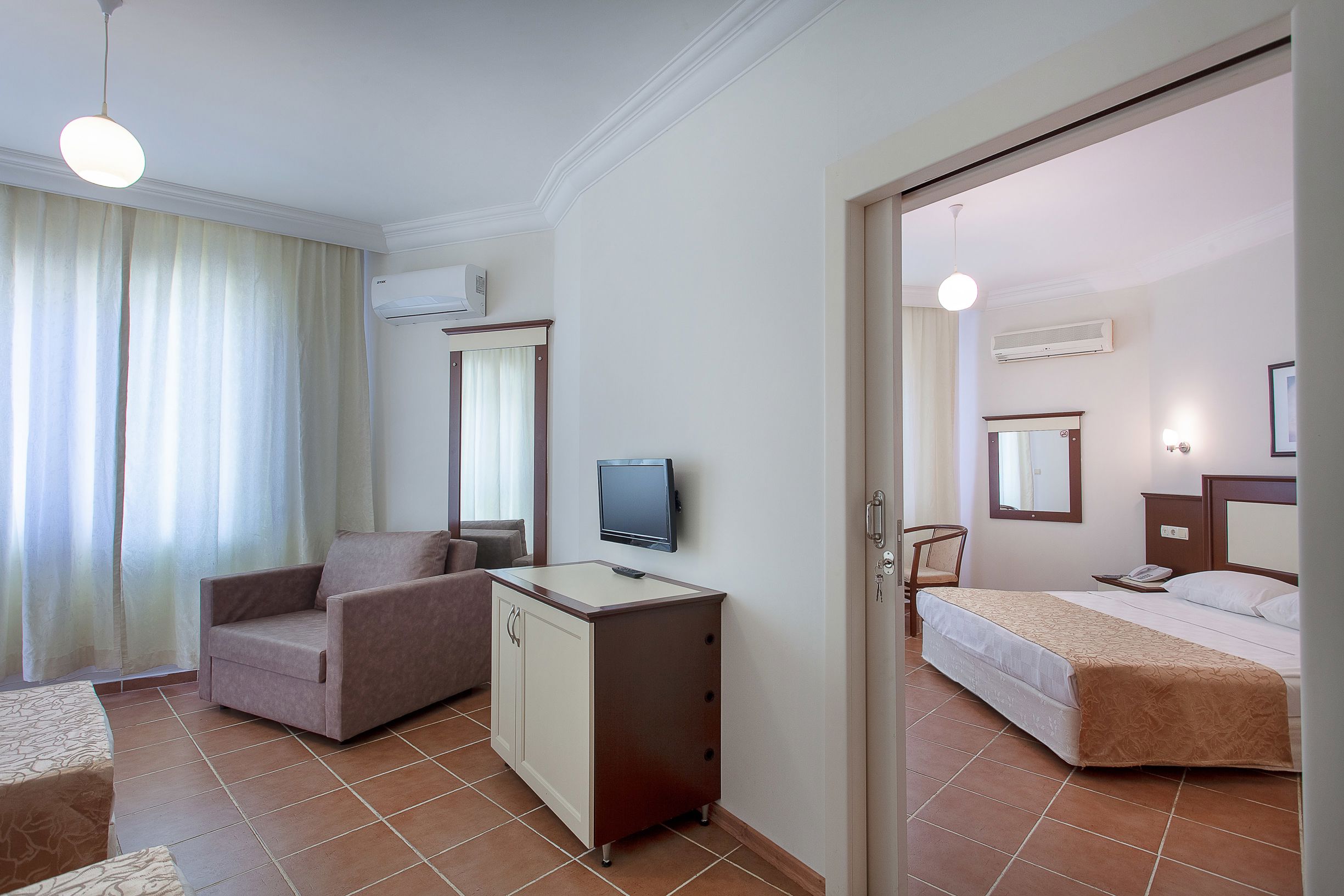 Kaila City Hotel