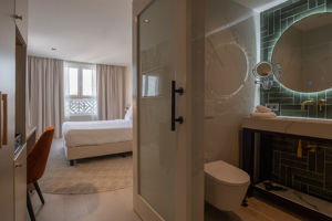 Fly & Go Harbor Hotel & Casino Curaçao