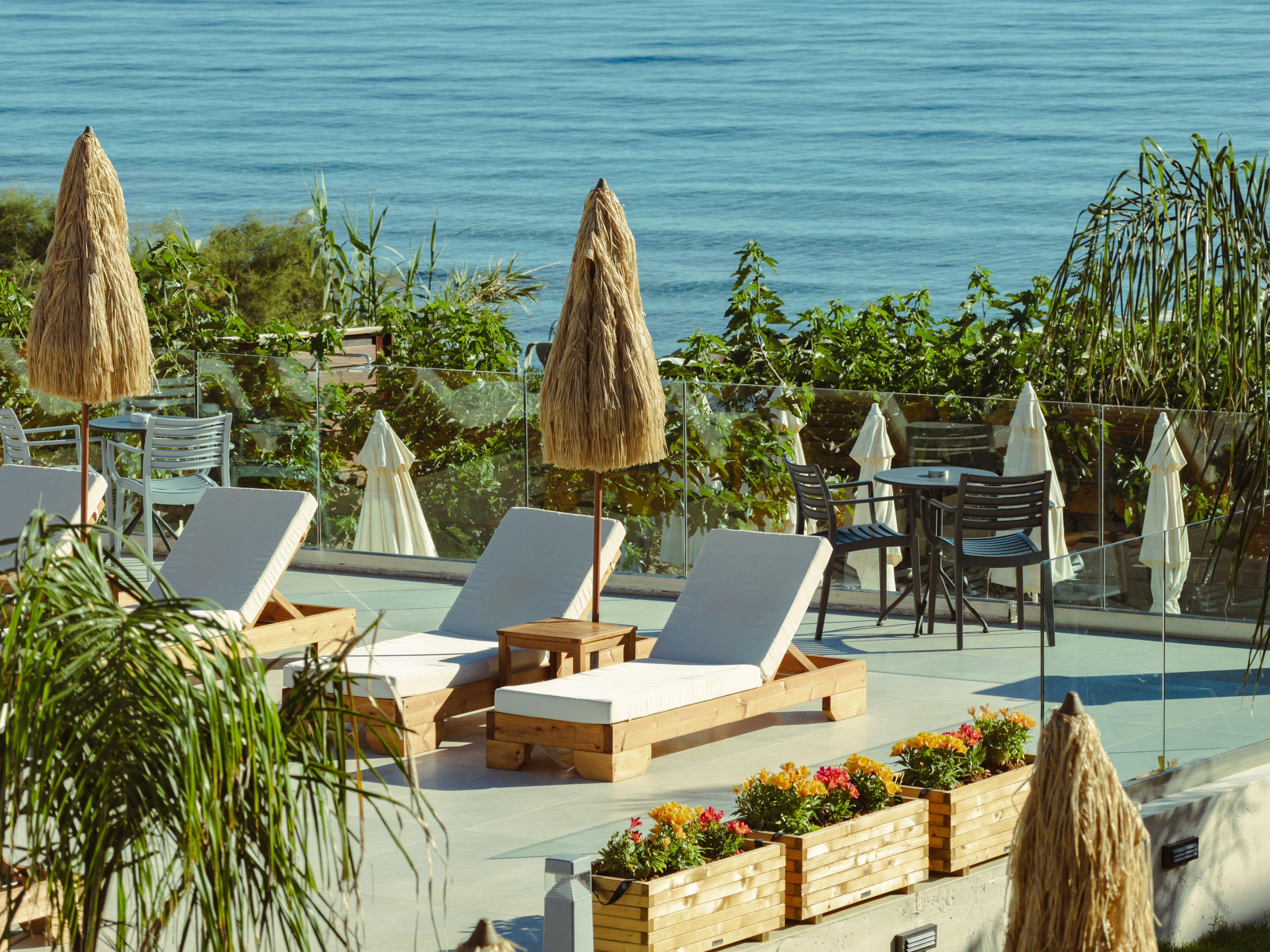 Golden Coast Resort, Tragaki