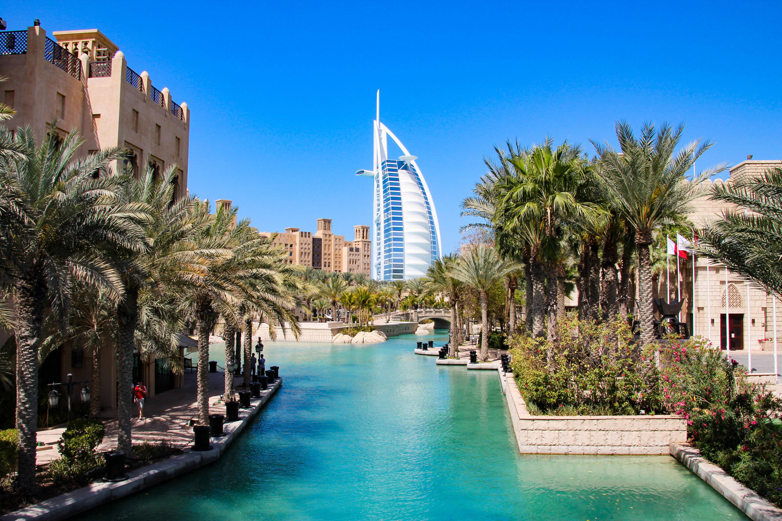 Cruise van Dubai naar Italië&hotelnacht Dubai