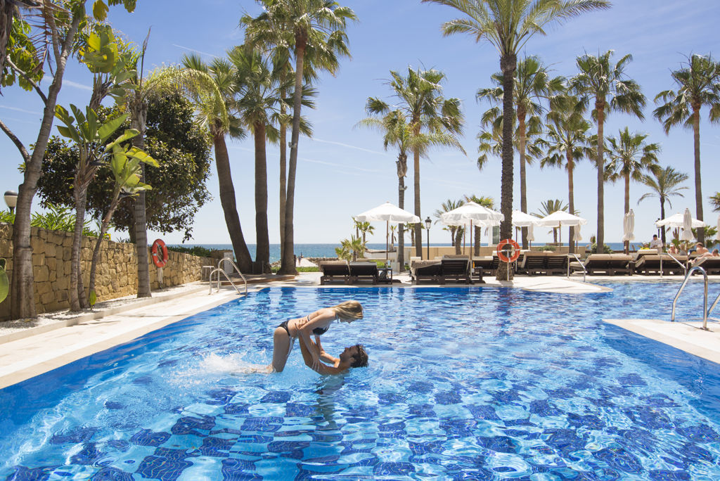 amare-beach-hotel-marbella