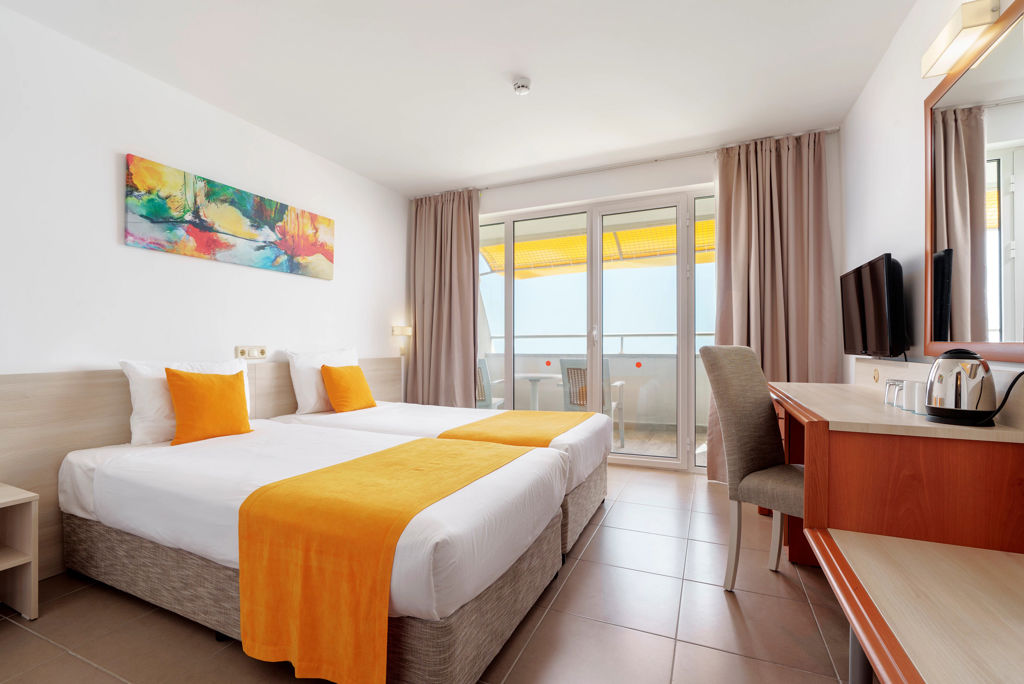 Aluasun Helios Beach