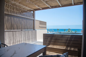 Woonvoorbeeld suite zeezicht bubbelbad (petit)