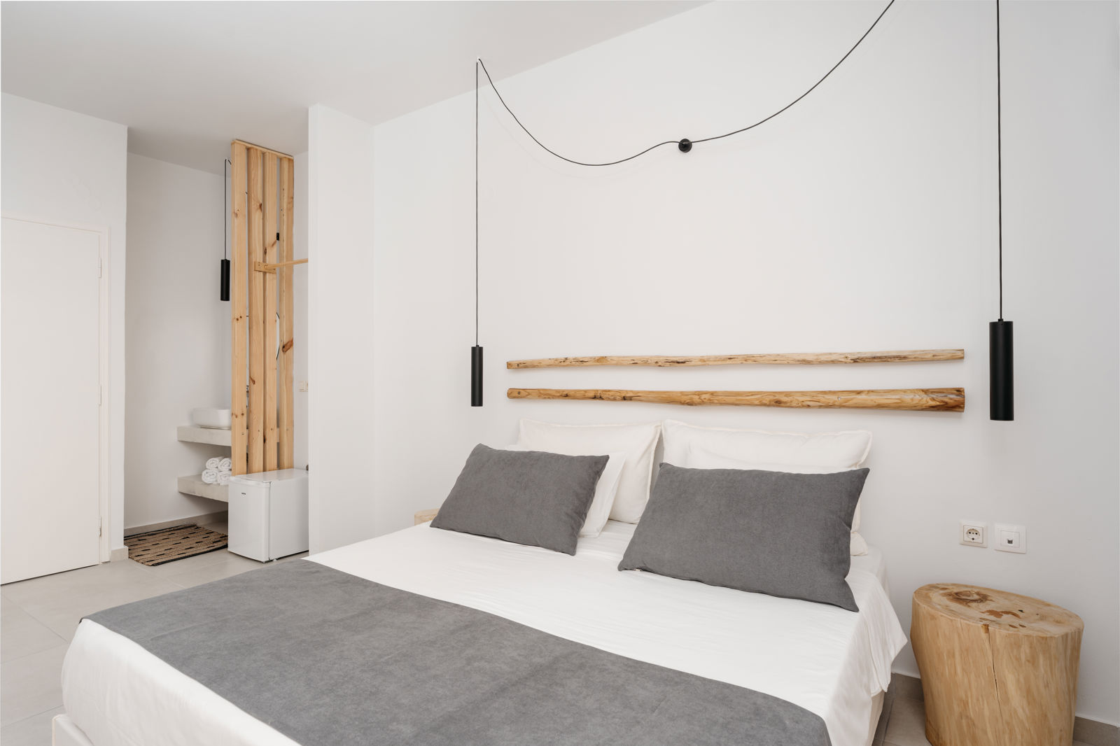 Petradi Beach slide 2