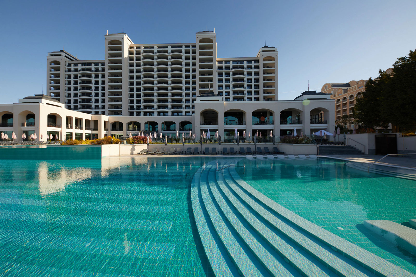 Secrets Sunny Beach Resort & Spa slide 3