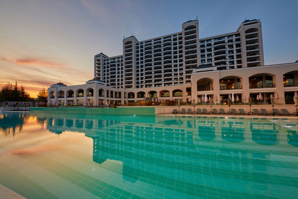Secrets Sunny Beach Resort & Spa