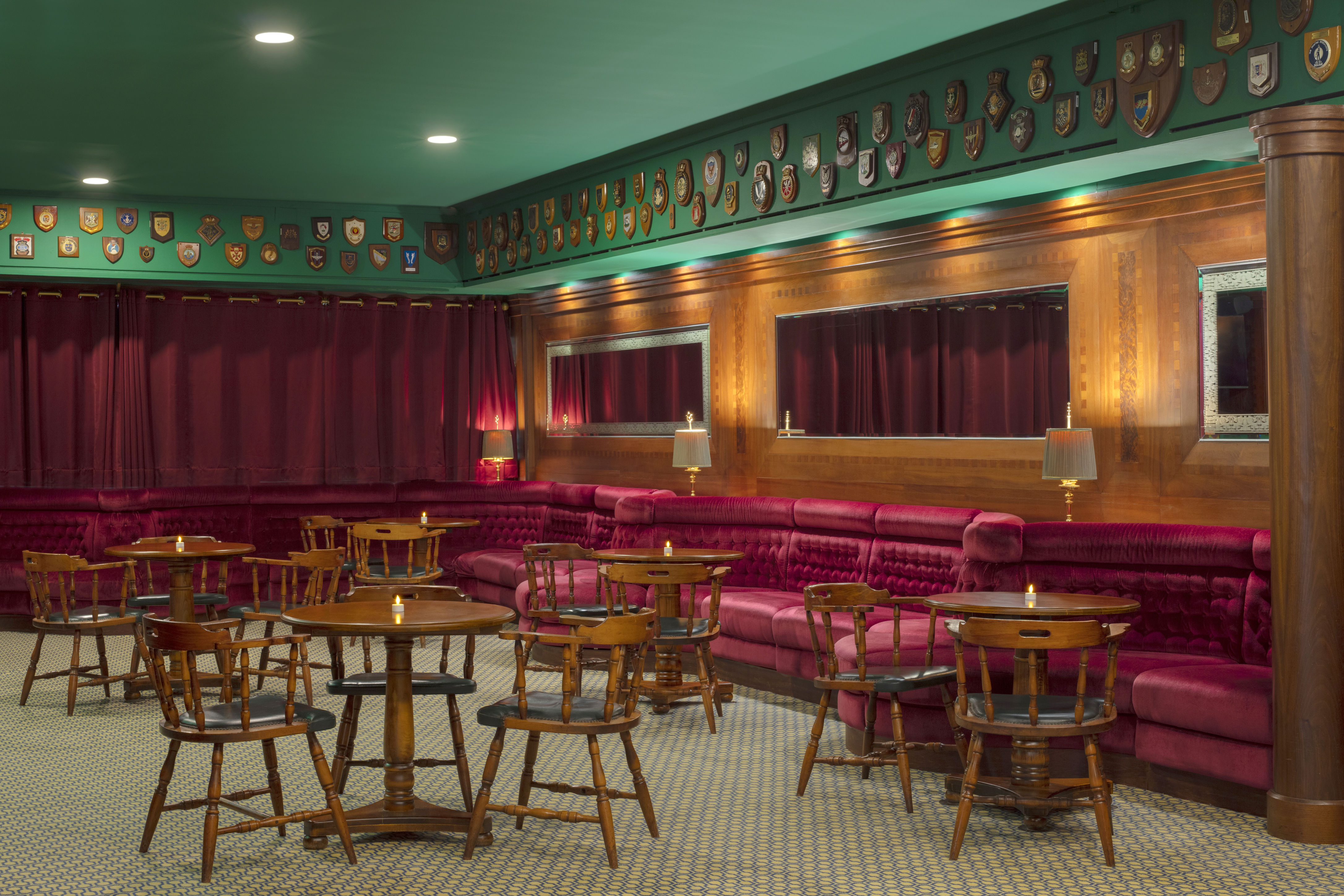 Queen Elizabeth 2 Hotel
